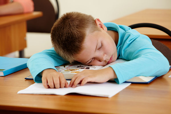Poemas para niños de primer grado en la fila en honor al Día del Conocimiento 1 de septiembre