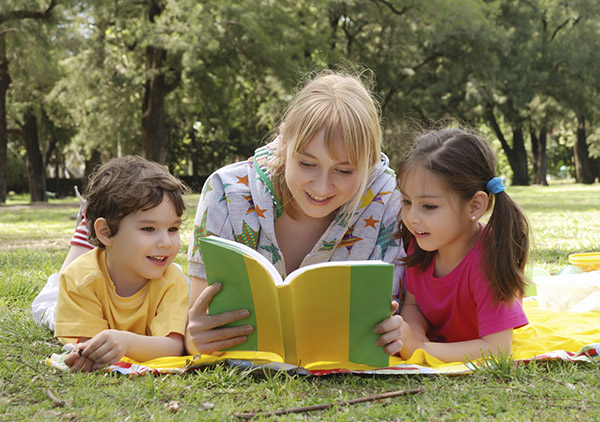 Poemas para niños de primer grado en la fila en honor al Día del Conocimiento 1 de septiembre