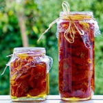 Tomates secos y congelados para el invierno