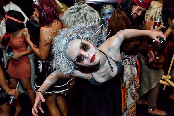 Nos divertiremos y alegraremos ... Día de Todos los Santos: dónde y cómo cumplir con Halloween 2016