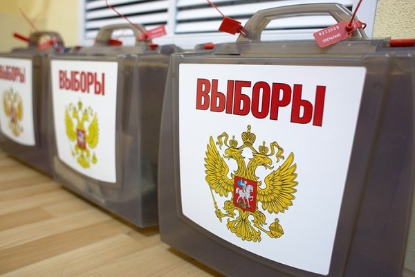 Para quién votar en las elecciones del 18 de septiembre de 2016 en Rusia, excepto en Rusia Unida. Apellidos candidatos de Moscú y San Petersburgo