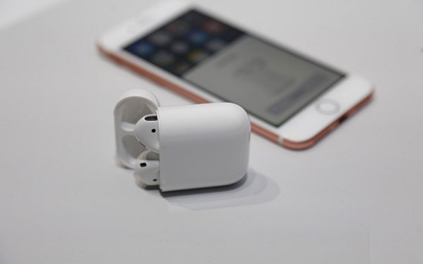 Sonido sin bordes: auriculares inalámbricos Apple AirPods