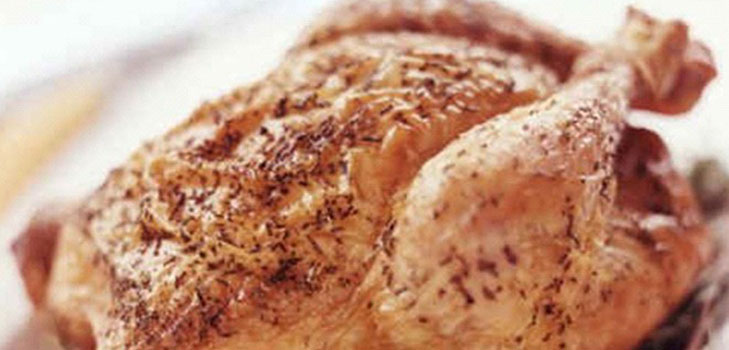 Apetitoso pollo en el horno