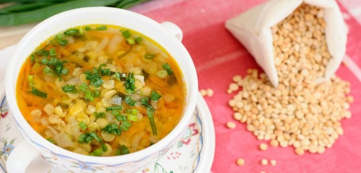 un plato de sopa