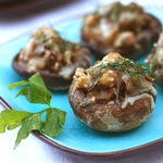 Cómo hacer champiñones rellenos en el horno Foto de una receta de champiñones rellenos en el horno