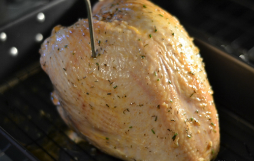 Cómo hornear filetes de pavo en un horno Foto de la receta de filete de pavo en el horno