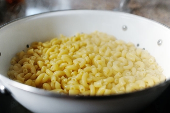 Ensalada italiana de macarrones fríos