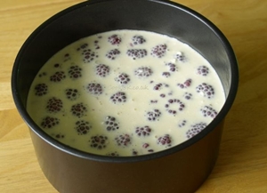 Foto de una receta de un sabroso pastel carmesí