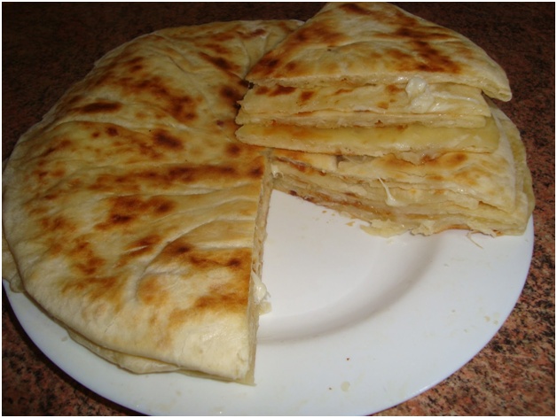 muchos khachapuri