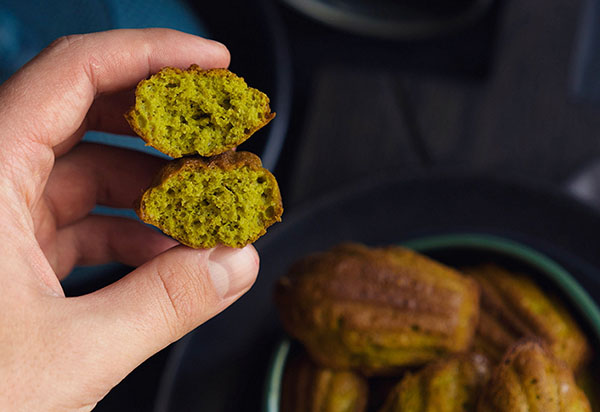 Exquisita receta francesa: galletas de nueces suaves Madeleine