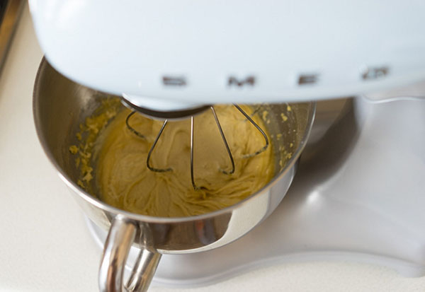 Una receta refinada: un rollo con crema cremosa