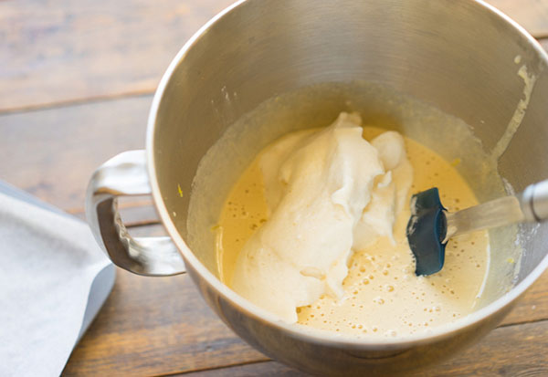 Una receta refinada: un rollo con crema cremosa