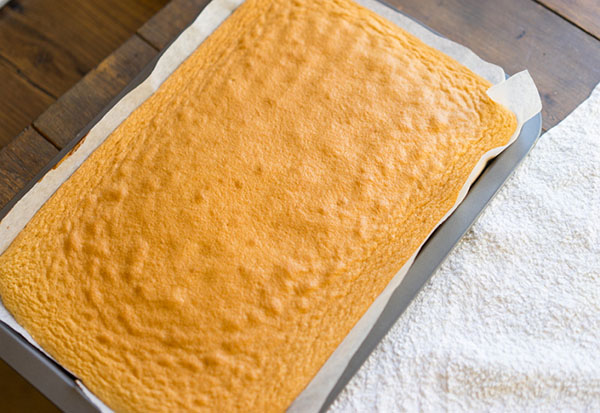 Una receta refinada: un rollo con crema cremosa