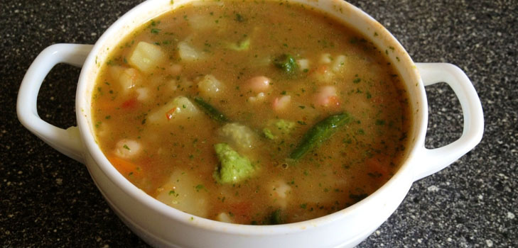 Cómo cocinar sopa de frijoles