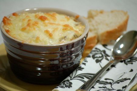 Cómo cocinar una sopa juliana
