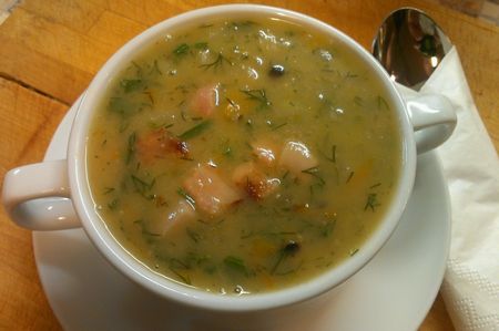 Cómo cocinar sopa de guisantes