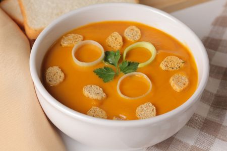 Cómo cocinar sopa de guisantes