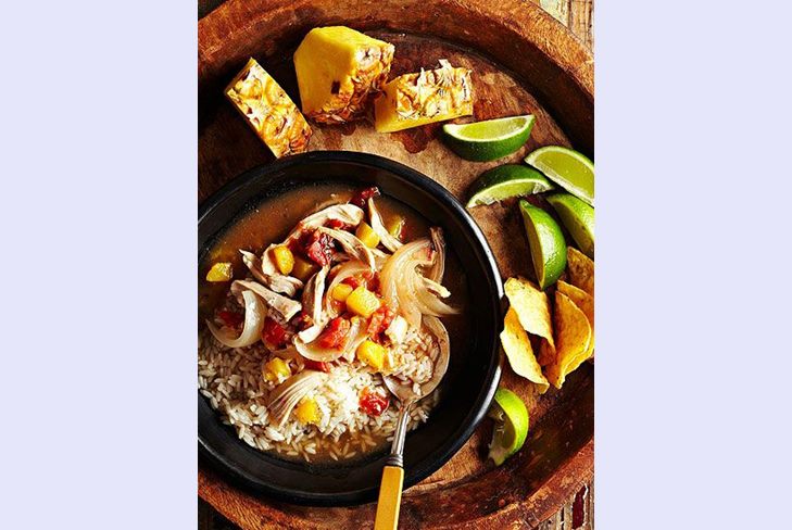 Cómo cocinar pollo al estilo mexicano con mango: una receta con una foto