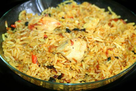 Cómo cocinar un delicioso pilaf con pollo?