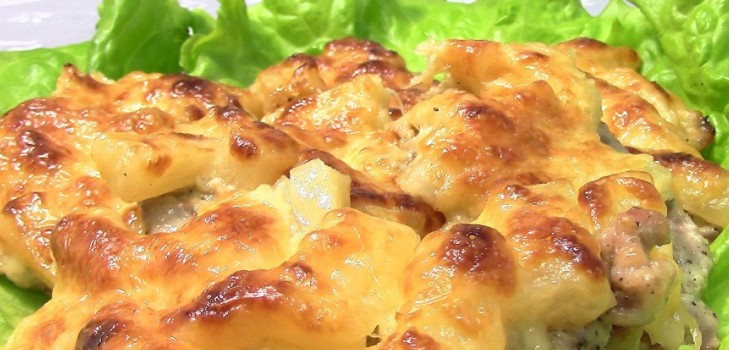 Patata con carne picada en francés: recetas en el horno y multivark
