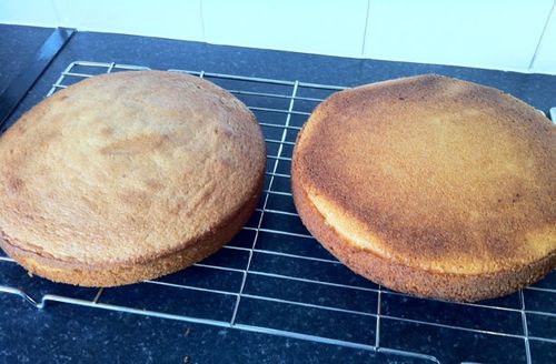 La receta para un cupcake delicioso e inusual en un multivark - paso a paso con la foto