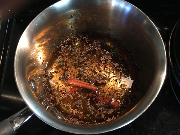 Salsa de tomate de manos propias del tomate: recetas paso a paso para cosechar durante el invierno