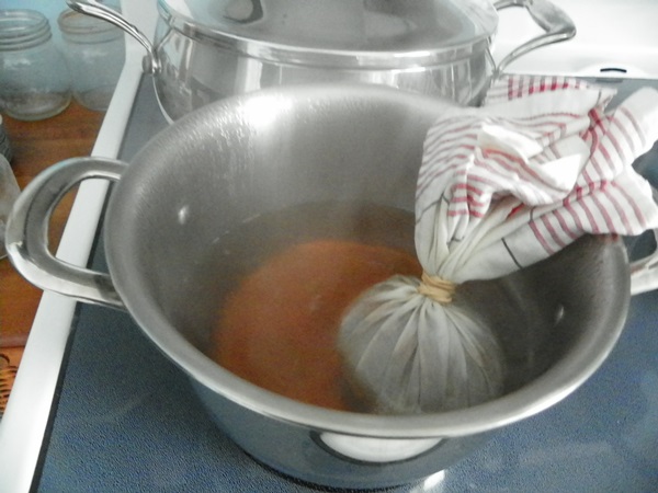Salsa de tomate de manos propias del tomate: recetas paso a paso para cosechar durante el invierno