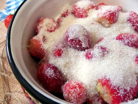 La receta de las fresas en su propio jugo