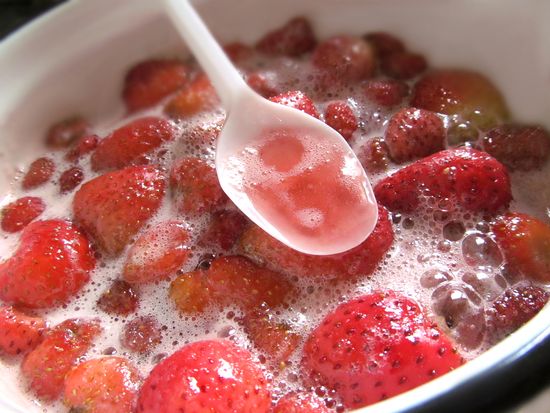 La receta de las fresas en su propio jugo