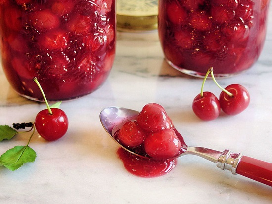 Compota fragante de cereza para el invierno - receta