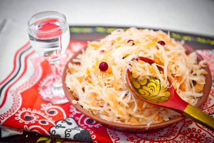 Col amarga con arándanos para el invierno - fotos y recetas