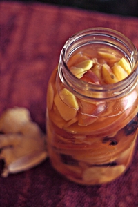 Manzanas adobadas con cuñas para el invierno: receta fotográfica