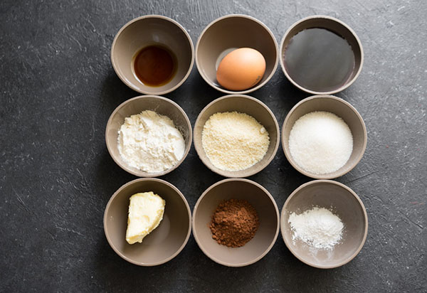 Una receta inusual para un pastel de vino de primavera