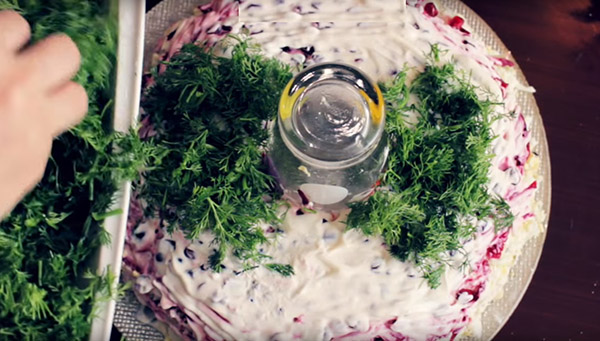 Ensaladas de Año Nuevo - recetas simples, baratas y deliciosas para el Año Nuevo 2017 Cock con foto