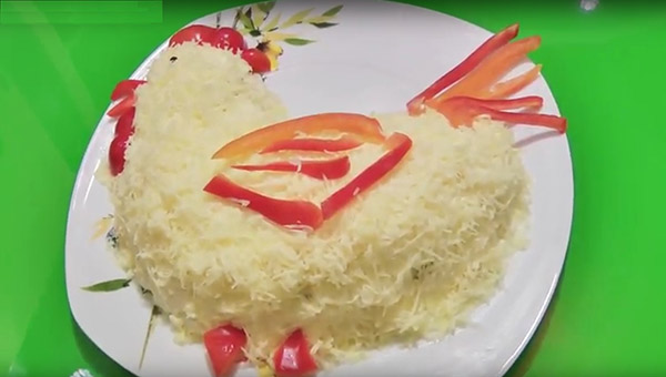 Ensaladas de Año Nuevo - recetas simples, baratas y deliciosas para el Año Nuevo 2017 Cock con foto