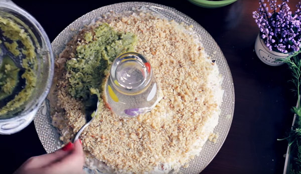Ensaladas de Año Nuevo - recetas simples, baratas y deliciosas para el Año Nuevo 2017 Cock con foto
