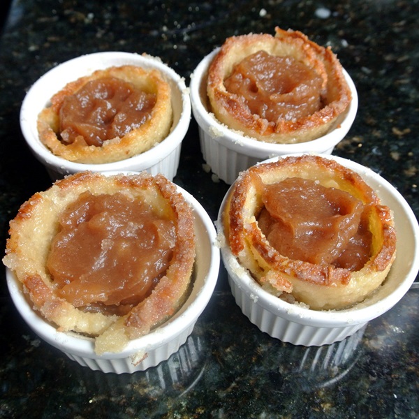 Muy sabroso charlotte con manzanas