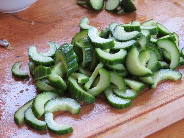 Recetas simples para la conservación de pepinos para el invierno sin vinagre