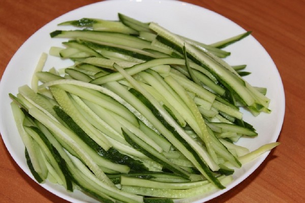 Pepinos en coreano para el invierno - recetas con zanahorias, carne, sin esterilización. Ensalada de pepinos en coreano para el invierno de la cocina rápida