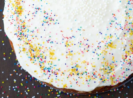 Cómo cocinar un pastel de Pascua en casa, una receta con una foto