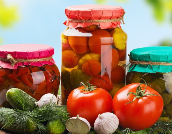 Tomates en gelatina para el invierno - recetas con cebolla, sin esterilización. Tomates en vinagre cosechados en gelatina para el invierno