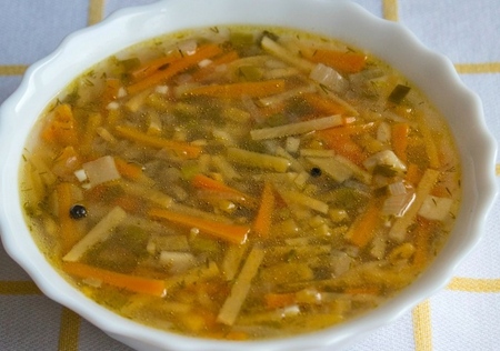 Sopa cuaresmal en la guardia de la salud y la figura