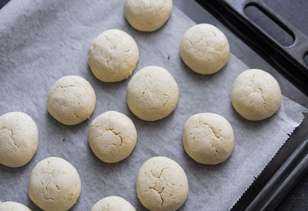 Receta de vacaciones: pastel de melocotón con relleno de crema