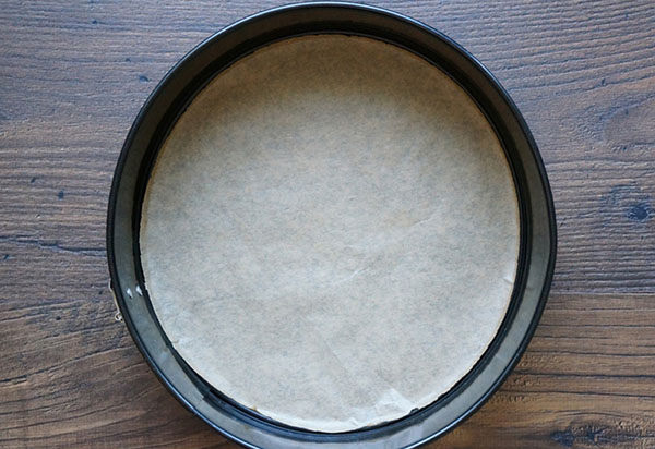 Una receta simple: una magdalena de nuez y miel perezosa sin hornear