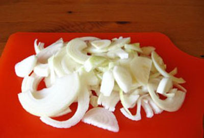 Estofado de calabacín - sabroso, útil, barato