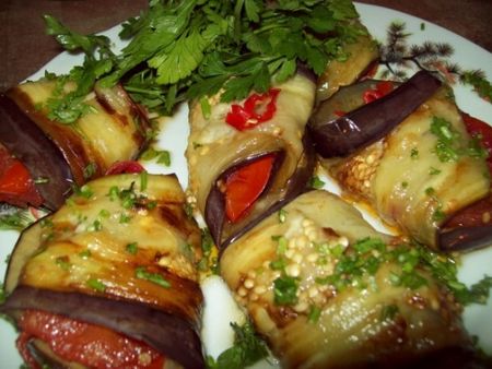 Rollitos de berenjena: recetas Rollitos de berenjena: recetas