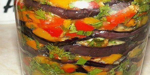 Ensalada de berenjena para el invierno