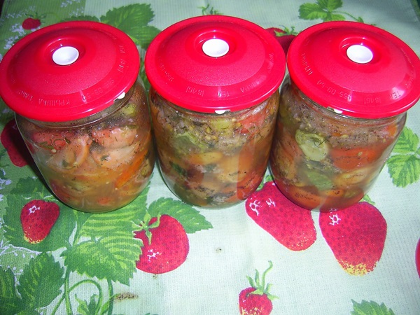 Ensalada de tomate para el invierno