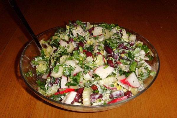 Ensalada con frijoles enlatados: recetas deliciosas y simples 