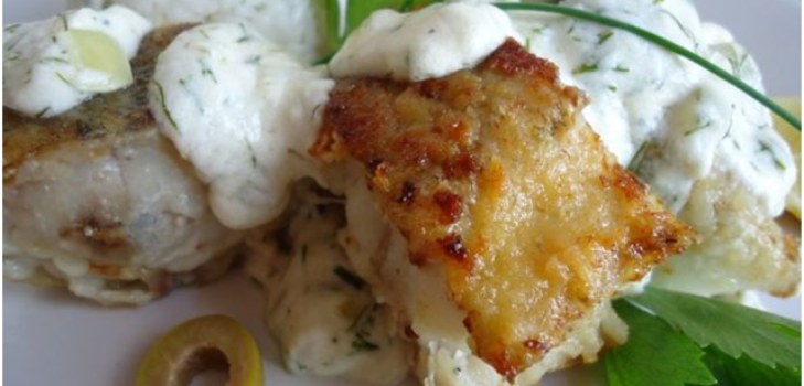 Abadejo de Alaska con salsa